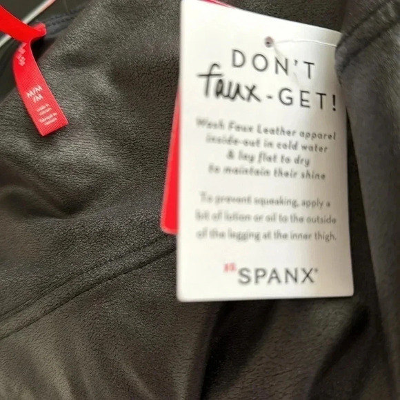 Spanx faux leather black leggings size medium regular NWT - Picture 5 of 5